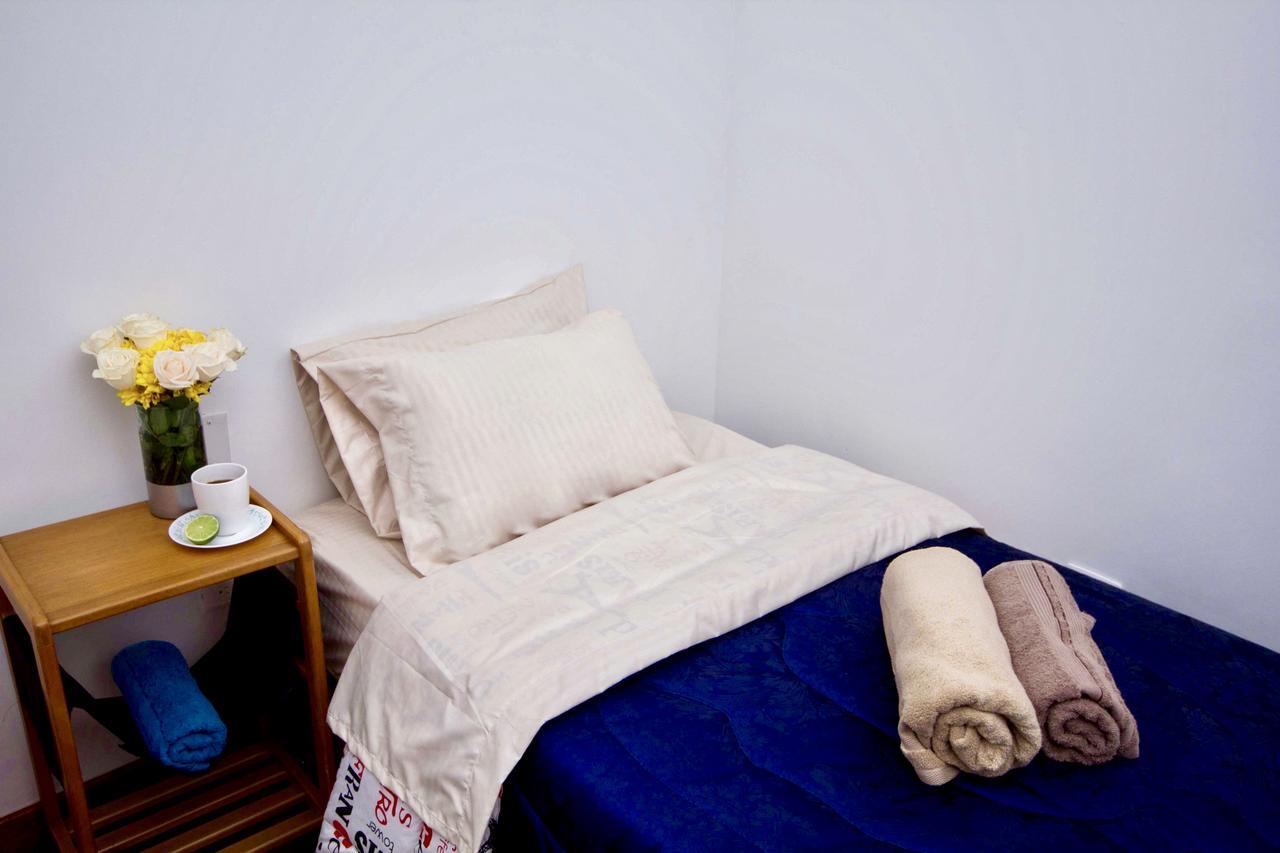 House For Groups - The Hostel Project Bogota Buitenkant foto