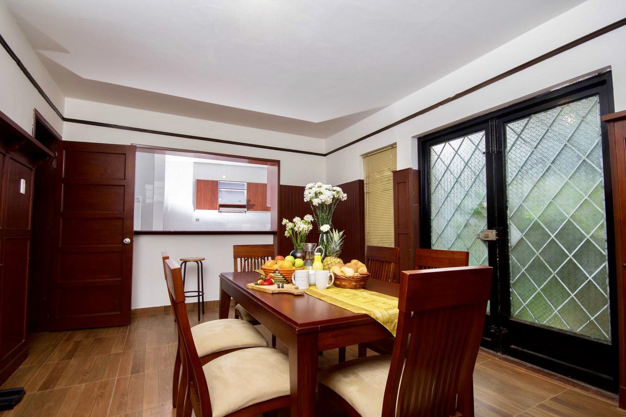 House For Groups - The Hostel Project Bogota Buitenkant foto