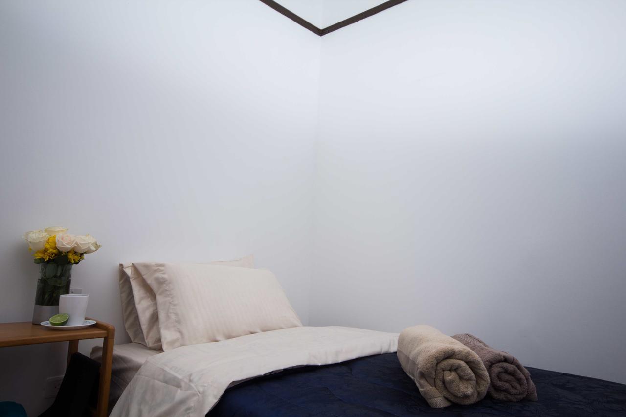House For Groups - The Hostel Project Bogota Buitenkant foto